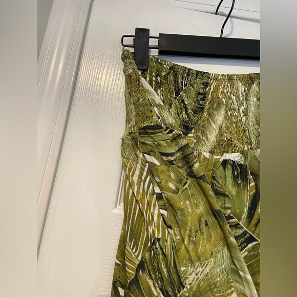NWT Cupshe Size M Green Smocked Top Tropical Palm Print Flowy Boho Harem Pants - Picture 4 of 10